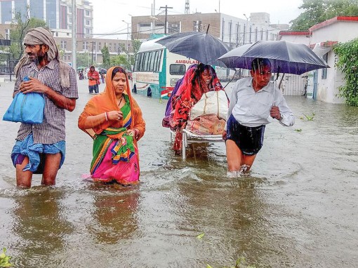 Ít nhất 100 người thiệt mạng do mưa bão ở Ấn Độ