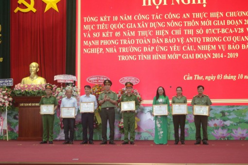 Phát huy sức mạnh của cả hệ thống chính trị và toàn dân tham gia bảo vệ ANTT