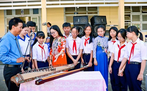 Giới thiệu, quảng bá đờn ca tài tử, cải lương trong trường học