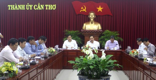 Cần sớm hoàn thành dự thảo
báo cáo phục vụ Tổng kết 15 năm thực hiện Nghị quyết 45-NQ/TW