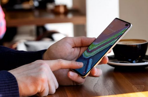 Samsung hứa hẹn sửa lỗi nhận dạng vân tay trên Galaxy S10, Note 10