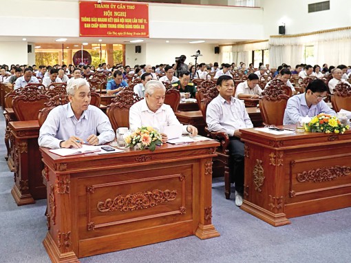 Đảm bảo cán bộ nhiệm kỳ 2020-2025 đạt yêu cầu về số lượng, chất lượng và cơ cấu theo quy định