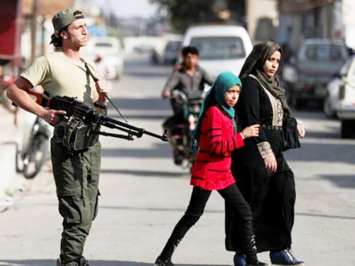 Mỹ tái triển khai thiết bị quân sự tại Syria