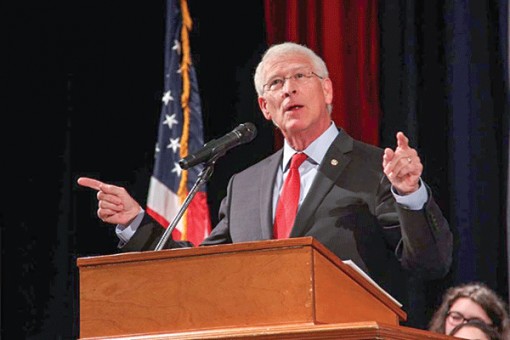 Boeing 737 MAX chưa thể cất cánh