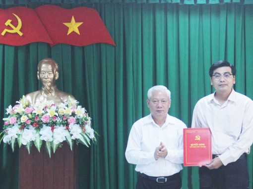 Phó Hiệu trưởng Trường Chính trị được điều động về quận Bình Thủy để bầu chức danh Chủ tịch UBND quận