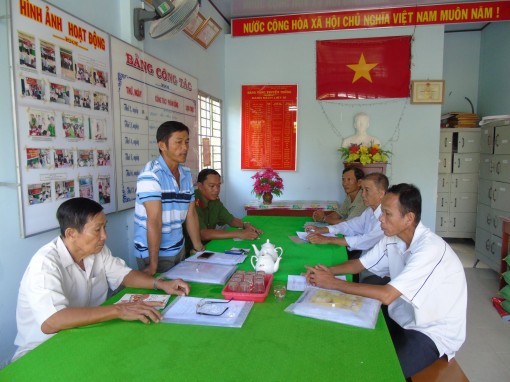 Đoàn kết xây dựng quê hương