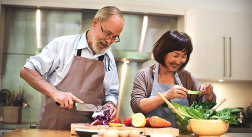 Những yếu tố giúp con người già mà không yếu