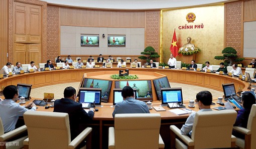 Thủ tướng Nguyễn Xuân Phúc chủ trì Phiên họp Chính phủ thường kỳ tháng 10