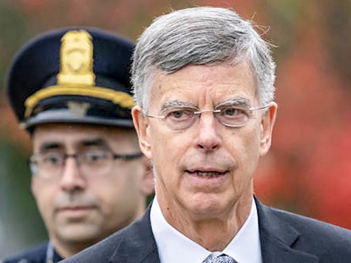 Nhà Trắng mời thêm cố vấn pháp lý bảo vệ Tổng thống Trump