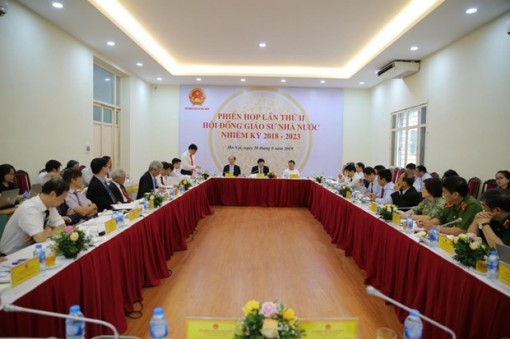 424 cá nhân được công nhận đạt chuẩn giáo sư, phó giáo sư năm 2019