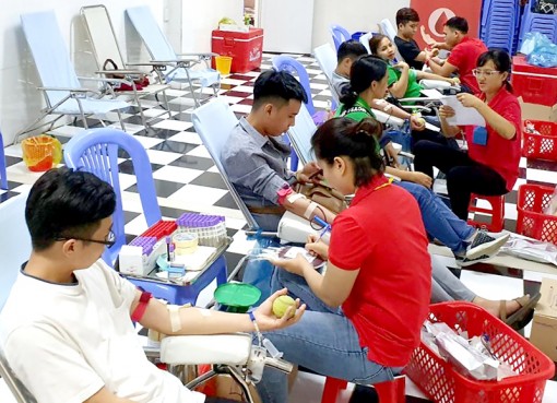 Nhiều hoạt động hướng về cộng đồng