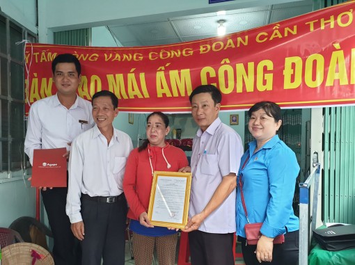 Chăm lo đời sống người lao động