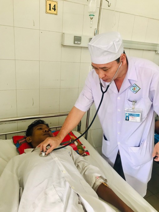 Can thiệp nang giả tụy kích thước to không cần phẫu thuật