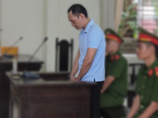 Xét xử vụ đánh chết trung tá
công an vì không xin lỗi