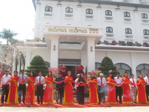Kỷ niệm 5 năm tái cấu trúc Công ty Cổ phần Du lịch Đồng Tháp và khánh thành Khách sạn Bông Hồng