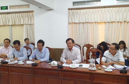 Lãnh đạo thành phố
làm việc với Đoàn công tác của WB về tiến độ Dự án 3