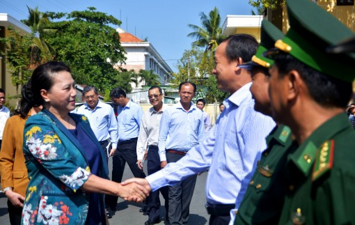 Chủ tịch Quốc hội Nguyễn Thị Kim Ngân làm việc tại tỉnh An Giang