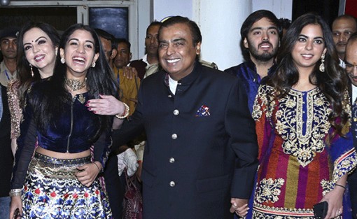 Giới siêu giàu châu Á ít hào phóng