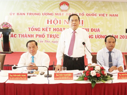 Tổng kết cụm thi đua của Mặt trận 
5 thành phố trực thuộc Trung ương