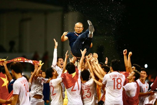 Việt Nam giành HCV môn bóng đá nam SEA Games