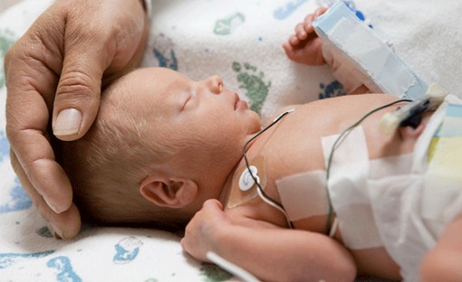 Trẻ sinh non có nguy cơ cao bị tiểu đường