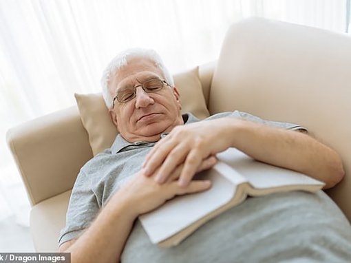 Ngủ quá nhiều cũng dễ bị đột quỵ