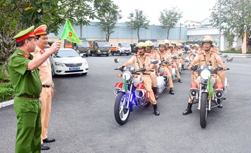 Ra quân thực hiện cao điểm đảm bảo trật tự an toàn giao thông và trật tự xã hội dịp lễ, Tết năm 2020