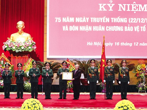 Tổng cục Chính trị kỷ niệm 75 năm Ngày truyền thống và đón nhận Huân chương Bảo vệ Tổ quốc hạng Nhất