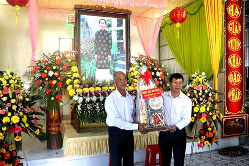 Thăm, chúc mừng Ban Trị sự  Phật giáo Hòa Hảo các địa phương