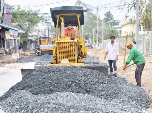 Đầu tư, nâng cấp các tuyến đường giao thông