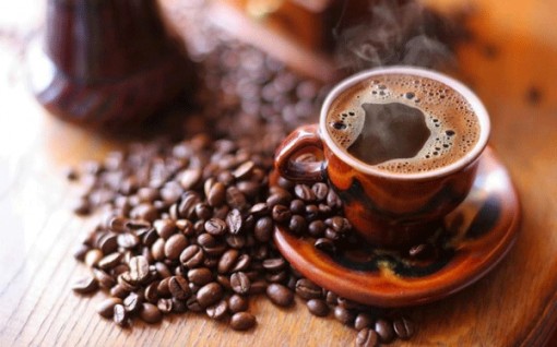 Caffeine giúp chống tăng cân vì chế độ ăn nhiều đường và chất béo