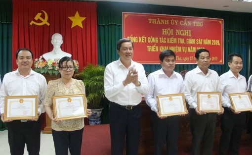 Tăng cường giám sát chuyên đề; tập trung kiểm tra để phòng ngừa, ngăn chặn sai phạm