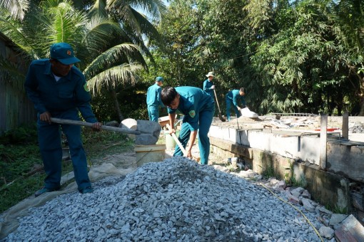 Đầm ấm Tết Quân Dân