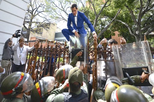 Venezuela có hai Chủ tịch Quốc hội