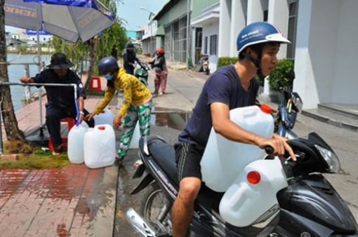 82.000 hộ dân ĐBSCL thiếu nước ngọt sinh hoạt