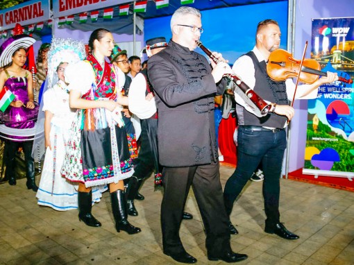 Khởi sắc ngoại giao văn hóa