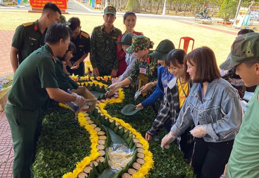Hội trại truyền thống thanh niên, phụ nữ lực lượng vũ trang Quân khu 9