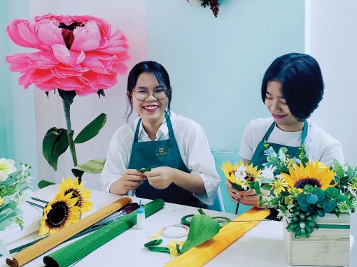 Thổi hồn vào giấy