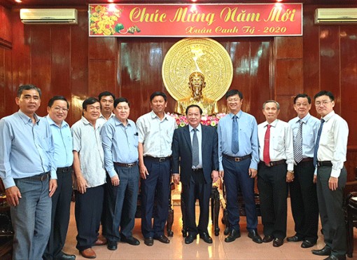 Tổng Giám đốc Cảng Phnom Penh chúc Tết lãnh đạo TP Cần Thơ