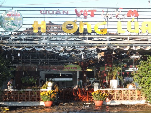 Cháy ở quán vịt xiêm Hương Lúa: không có thiệt hại về người