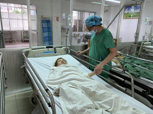 Cấp cứu thành công bệnh nhân dị tật miệng bị thai ngoài tử cung vỡ