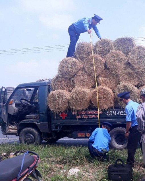 Kiểm tra các điều kiện an toàn của ô tô chở khách ngay tại bến