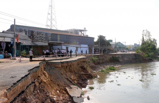 Ưu tiên ổn định dân cư vùng sạt lở