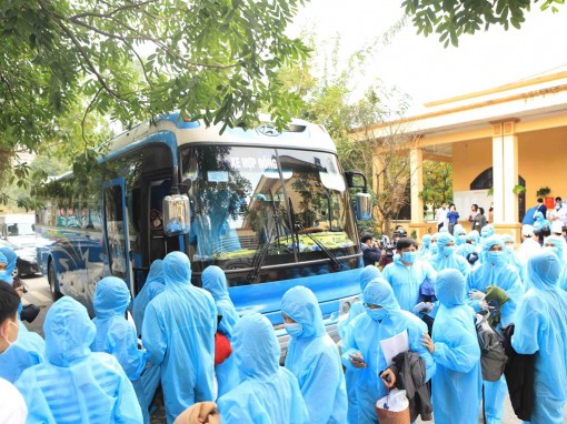 Bộ Y tế cử Tổ công tác

thường trực 24/7 hỗ trợ

Vĩnh Phúc chống dịch COVID- 19