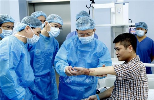 65 năm Ngày Thầy thuốc Việt Nam: Hành trình vẻ vang, tự hào