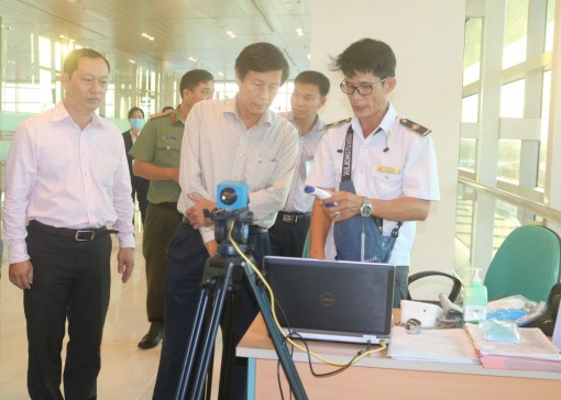 Giám sát, kiểm tra chặt chẽ chuyến bay Hàn Quốc-Cần Thơ