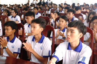 Quyết liệt triển khai các biện pháp phòng, chống dịch COVID-19