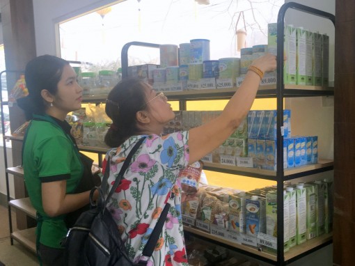 Chỉ số giá tiêu dùng tháng 2

tăng nhẹ