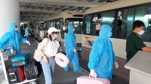 Cảng Hàng không Quốc tế Cần Thơ tiếp tục đón hơn 340 người từ Hàn Quốc trở về