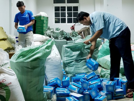 An Giang: Liên tiếp bắt giữ hai vụ xuất lậu khẩu trang y tế sang Campuchia